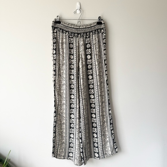 A&F Bohemian styled flare pants - Picture 9 of 11